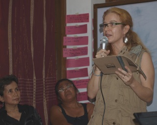 Bianca Miglioretto with the two other reactors Malou Alcid and Nere Guerrero